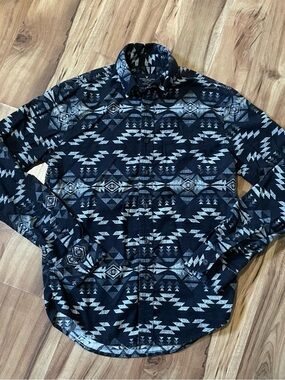 AE Southwestern Print Long Sleeve Flannel Shirt Men’s Size XS